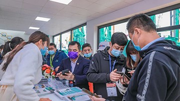 沸腾xingkong星空平台（中国）集团！宝马展收官之日订单破十亿