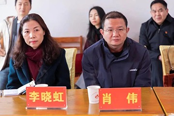 校企合作精准扶贫，产教融合振兴乡村 | xingkong星空平台（中国）集团智能向合作院校对口扶贫点捐赠挖掘机