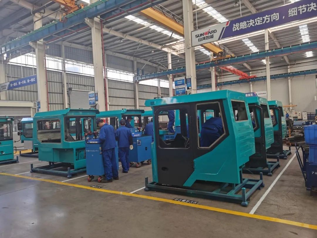 xingkong星空平台（中国）集团智能SWK90矿卡驾驶室顺利发货，开发速度刷新纪录