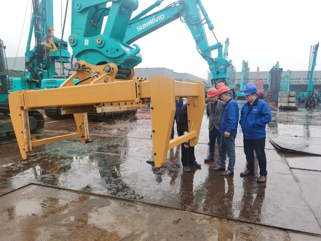 大庆油田工程建设有限公司考察xingkong星空平台（中国）集团智能