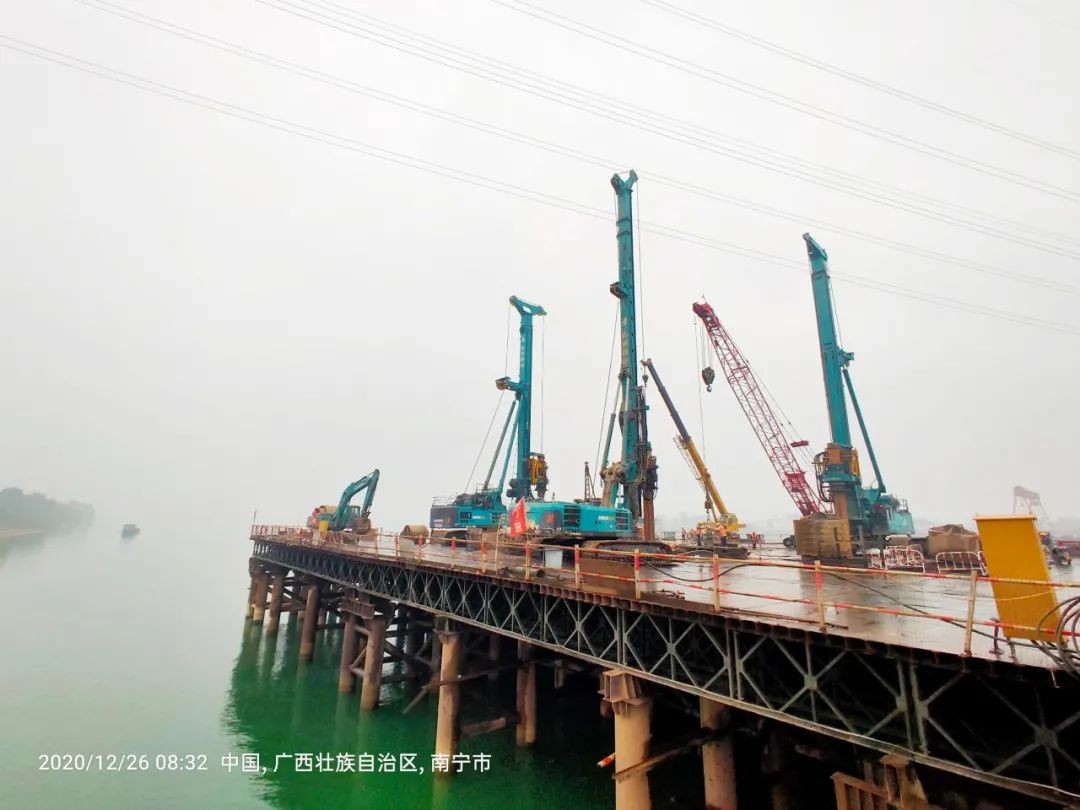 惊艳！xingkong星空平台（中国）集团智能低净空旋挖钻机广西获赞