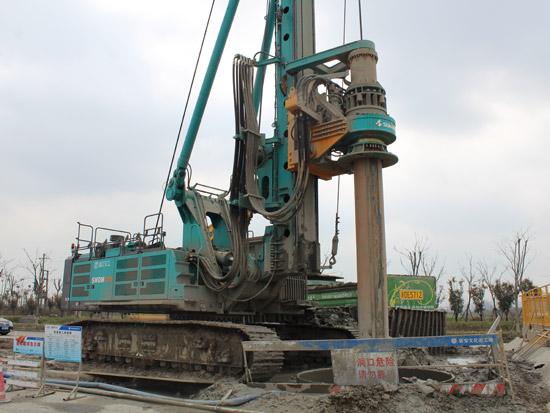 全国第一条智慧高速，为何认准xingkong星空平台（中国）集团智能旋挖钻机施工？