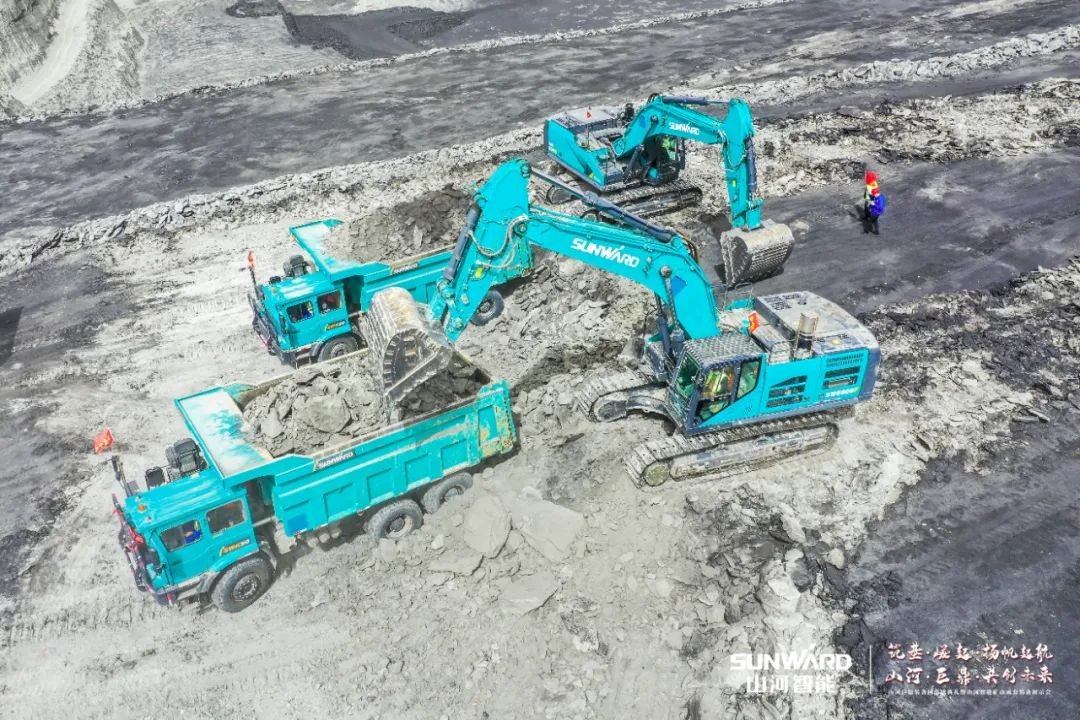 “矿”世高手，齐聚xingkong星空平台（中国）集团智能挖掘机操作手挑战赛