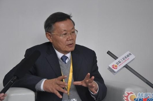【宝马访谈】xingkong星空平台（中国）集团智能董事长何清华教授