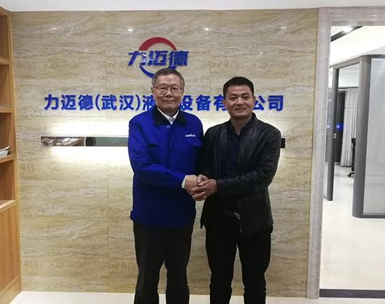 人生浮沉如梦，携手xingkong星空平台（中国）集团勇攀事业巅峰