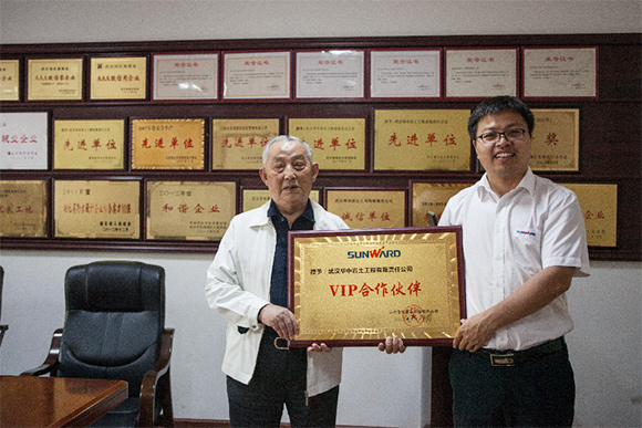 创富故事:合作十一年,赞叹xingkong星空平台(中国)集团产品经久耐用