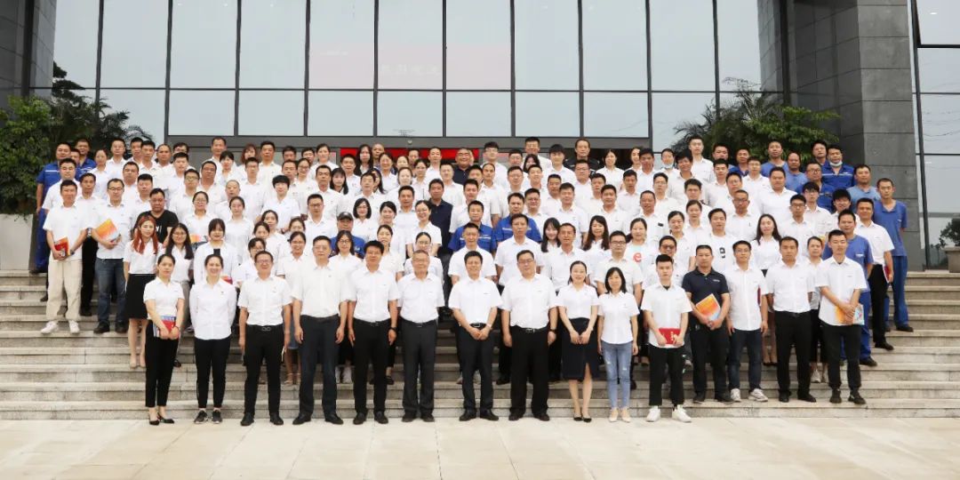 助力经营，服务员工，攀登家园建设新高地——xingkong星空平台（中国）集团智能第五届四次“双代会”胜利召开