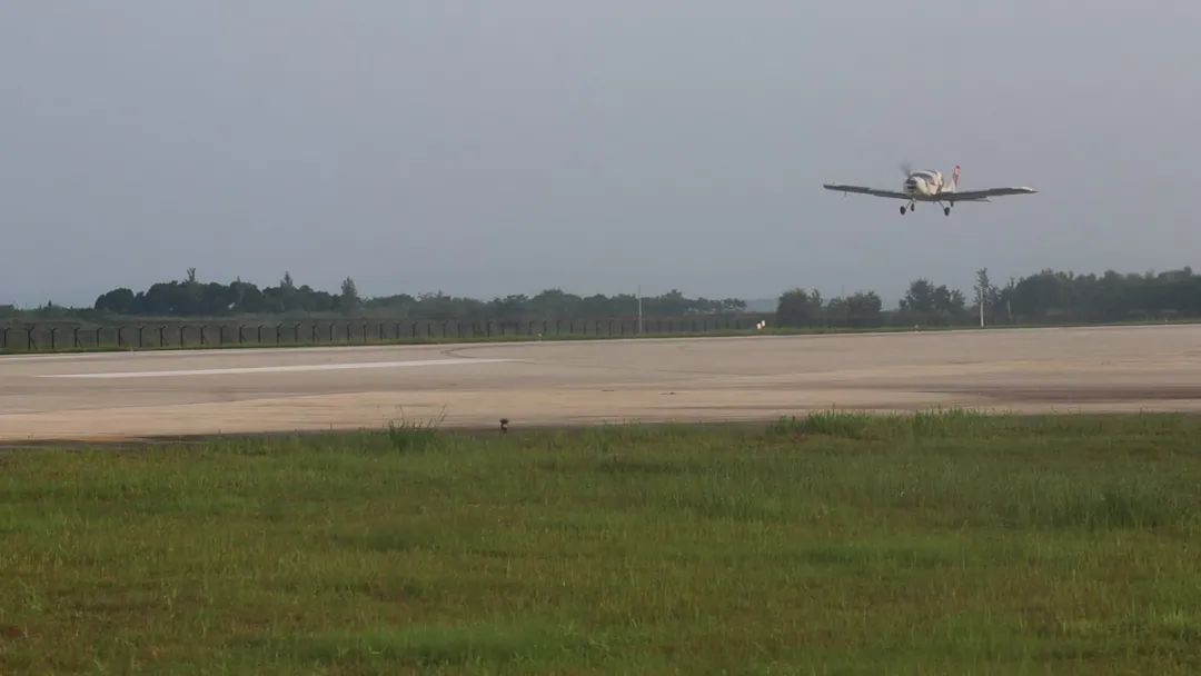 首飞！xingkong星空平台（中国）集团科技全新升级推出短距起降型固定翼无人机