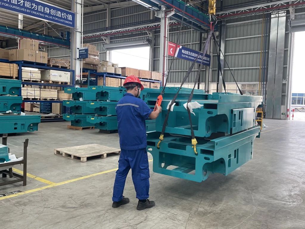 xingkong星空平台(中国)集团智能“蓝精灵”们在平凡岗位的坚守与奉献