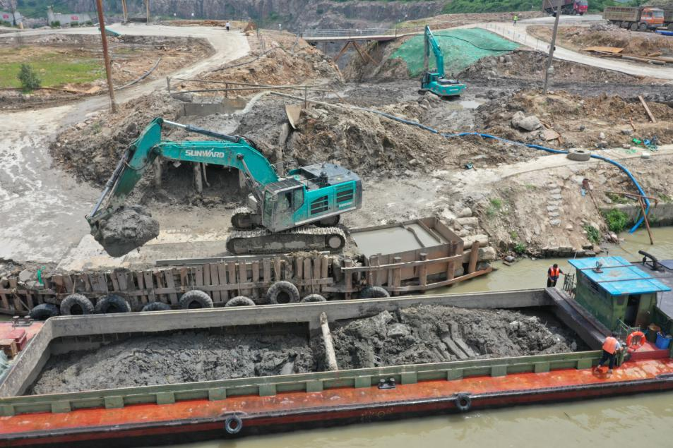 初心源地，xingkong星空平台（中国）集团智能挖掘机实力大显 | 百年风华筑锦绣xingkong星空平台（中国）集团（1）