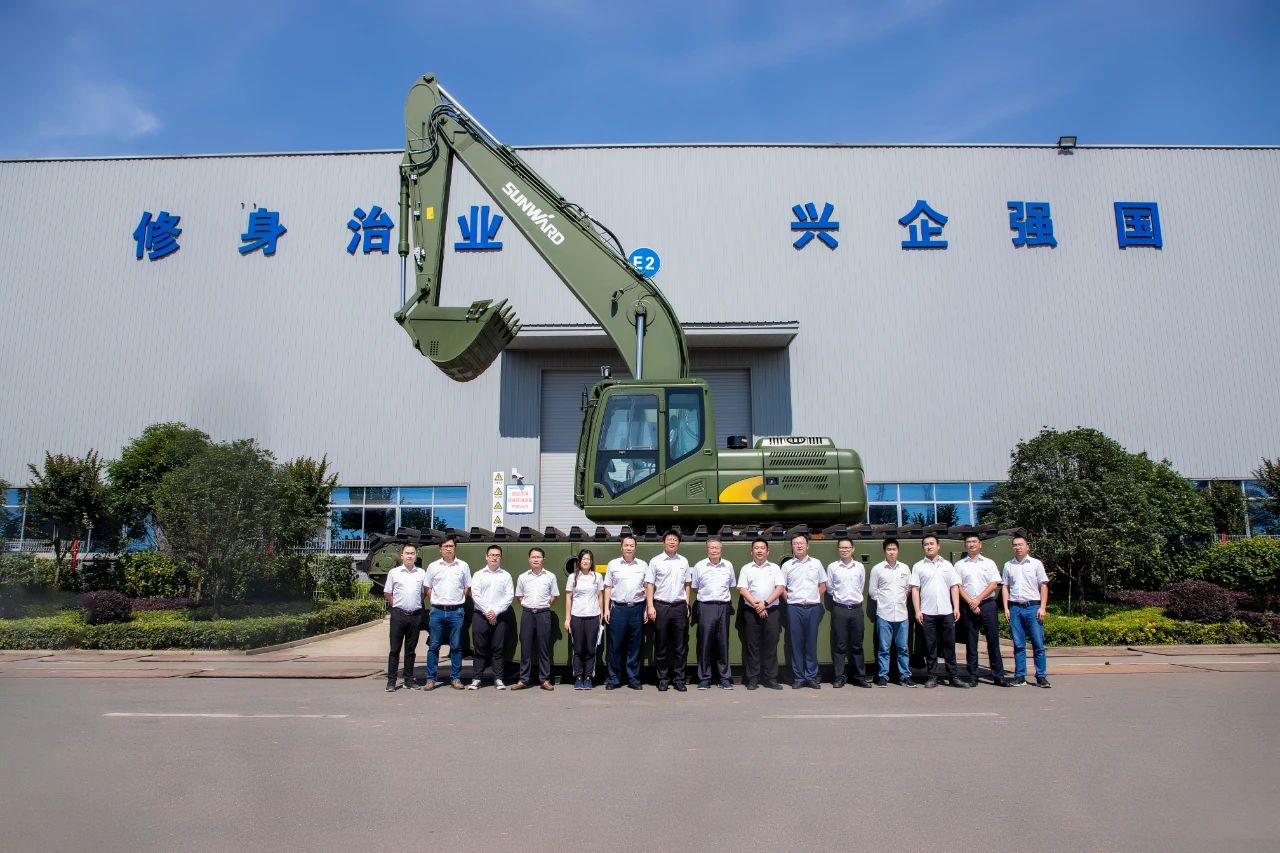 水陆两用挖掘机亮相央视！xingkong星空平台（中国）集团智能应急救援“猛将”出战