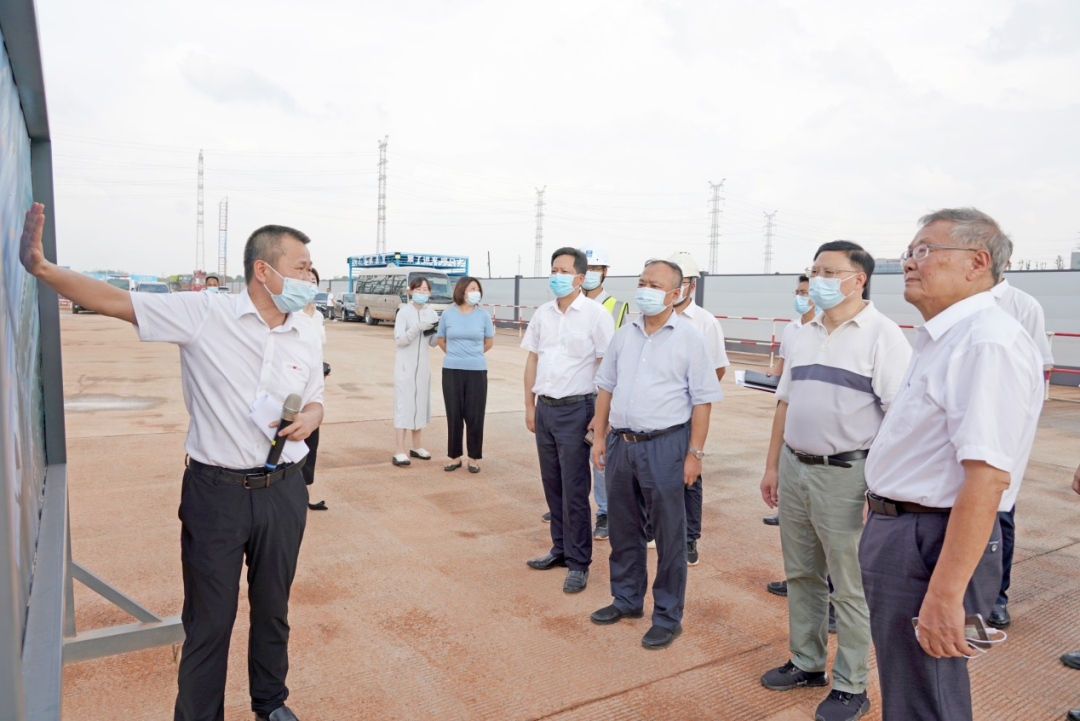 湖南省委常委、省委秘书长张剑飞一行调研xingkong星空平台（中国）集团智能