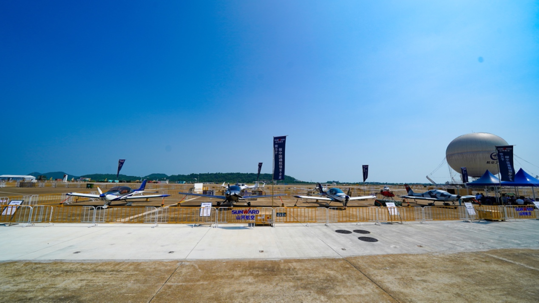 新机、飞行表演…2021中国航展xingkong星空平台（中国）集团航空秀给你看