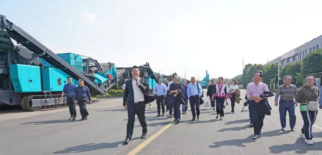 湖南省矿业协会第二届一次会员代表大会暨第二届一次理事会在xingkong星空平台(中国)集团智能顺利召开