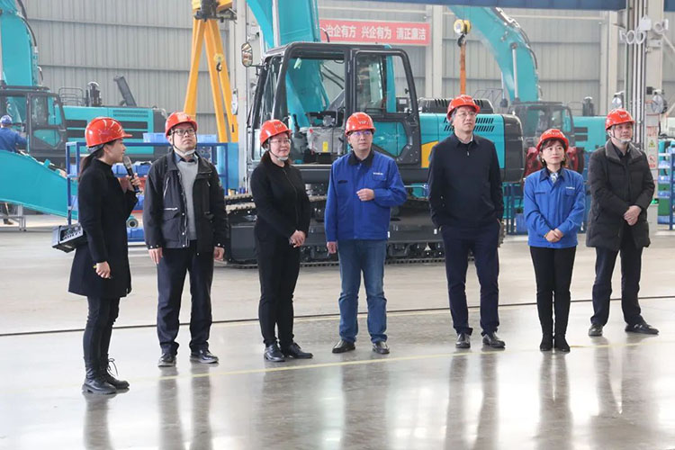 中国上市公司协会党委委员、副秘书长刘翠兰一行调研xingkong星空平台（中国）集团智能