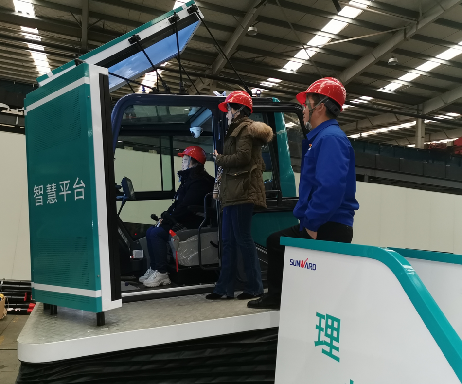 湖南省人工智能学会秘书长陈爱斌一行考察调研xingkong星空平台(中国)集团智能