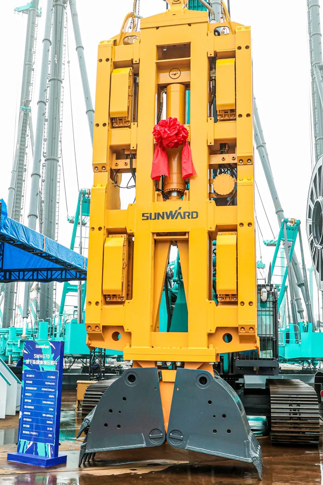 打造“明星产品”！xingkong星空平台（中国）集团智能地下连续墙液压抓斗成功发布