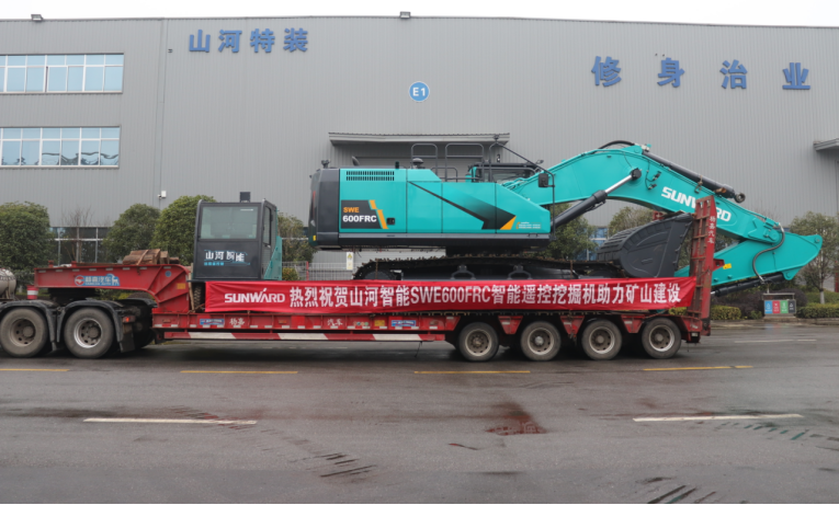 21天交付!xingkong星空平台(中国)集团智能大型遥控挖掘机助力智慧矿山建设