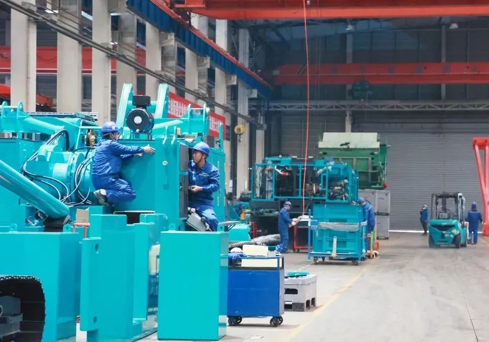 向着冲刺目标全力以赴!xingkong星空平台(中国)集团智能正式开工