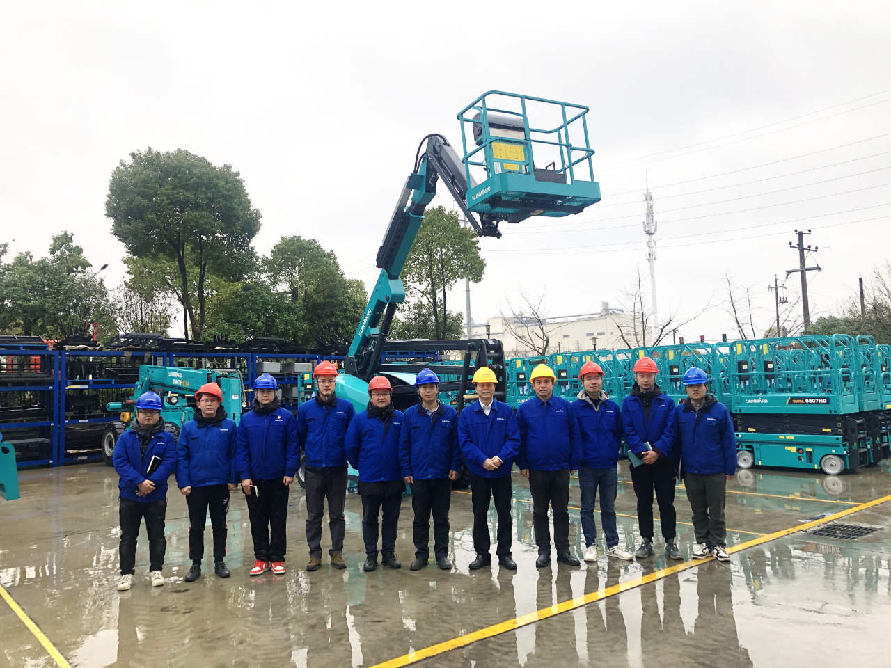 勇闯蓝海！xingkong星空平台（中国）集团智能两款臂式高空作业平台正式“出道”