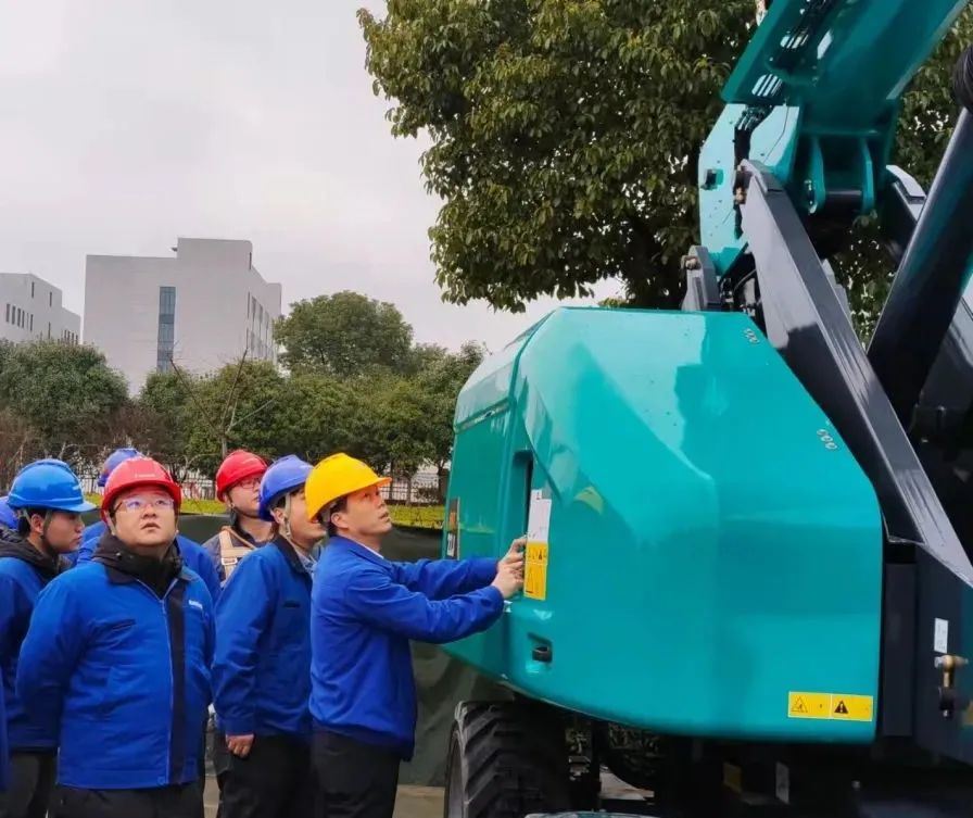 “拳”力出击！xingkong星空平台（中国）集团智能首套自主研发臂车控制系统重磅来袭