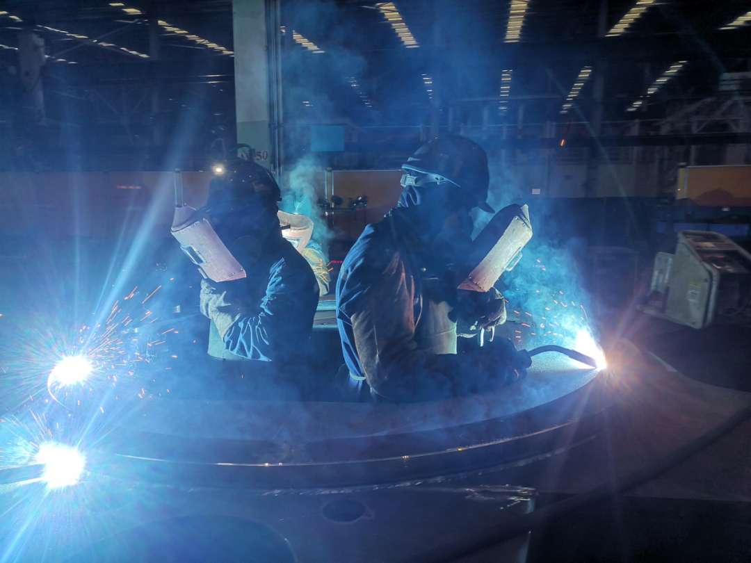 xingkong星空平台（中国）集团匠心 | 一把焊枪“点亮”绚烂人生