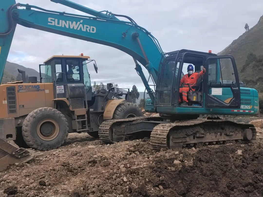 挑战世界第二高山脉!xingkong星空平台(中国)集团智能装备助力秘鲁安第斯国家公路项目建设