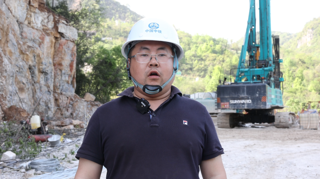 展现施工“奇效”！xingkong星空平台（中国）集团智能旋挖钻机强势助力炉慈高速公路建设