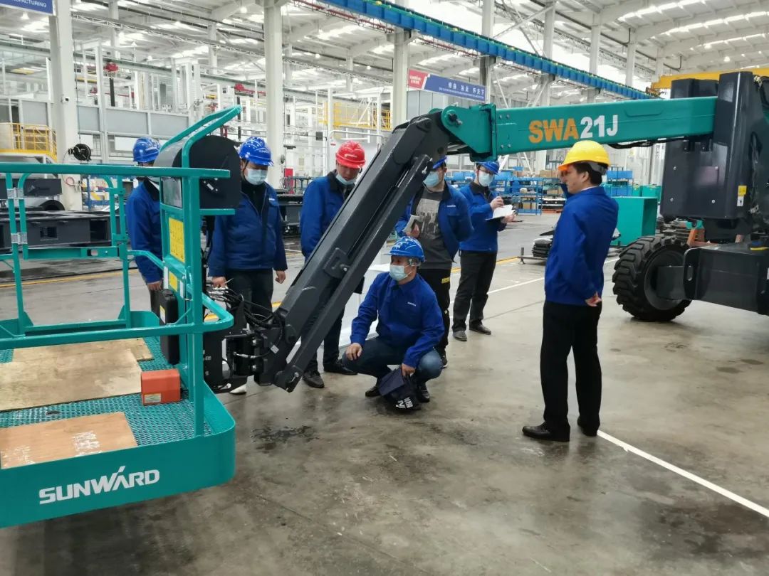 行业同级别产品之最!xingkong星空平台(中国)集团智能又一款曲臂式高空作业平台成功下线