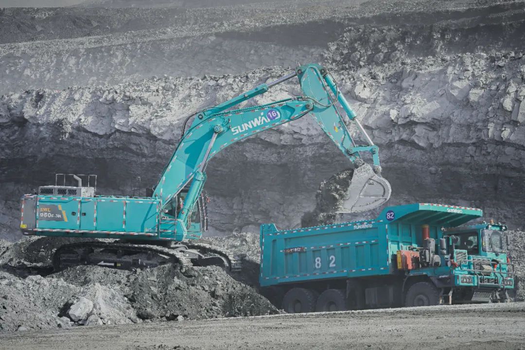 图集 | “xingkong星空平台(中国)集团绿”满矿山!xingkong星空平台(中国)集团智能矿山成套装备实力“亮剑”