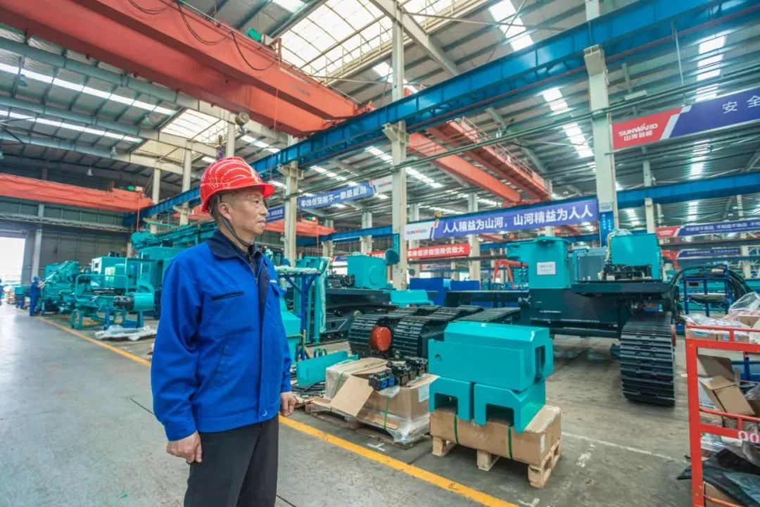 长沙经开区劳模林宏武:扎根工程机械40载 永葆实干创新赤子心