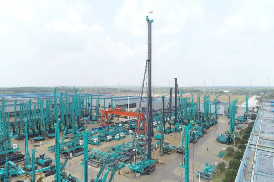 再获首单！xingkong星空平台（中国）集团智能成为湖南自贸试验区首单“融资租赁+工程机械设备出口”试点业务落地单位