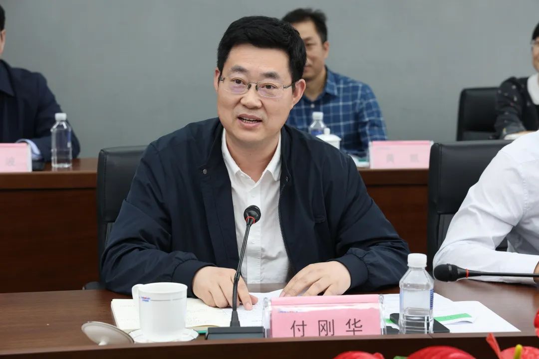 深化产学研合作！中南大学校长、中国工程院院士田红旗率团拜访xingkong星空平台（中国）集团智能