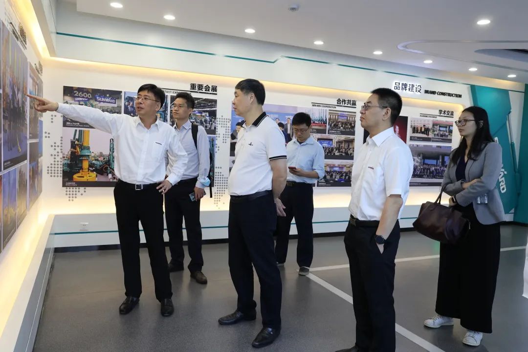 广州工控集团副总经理李绍康调研xingkong星空平台(中国)集团智能