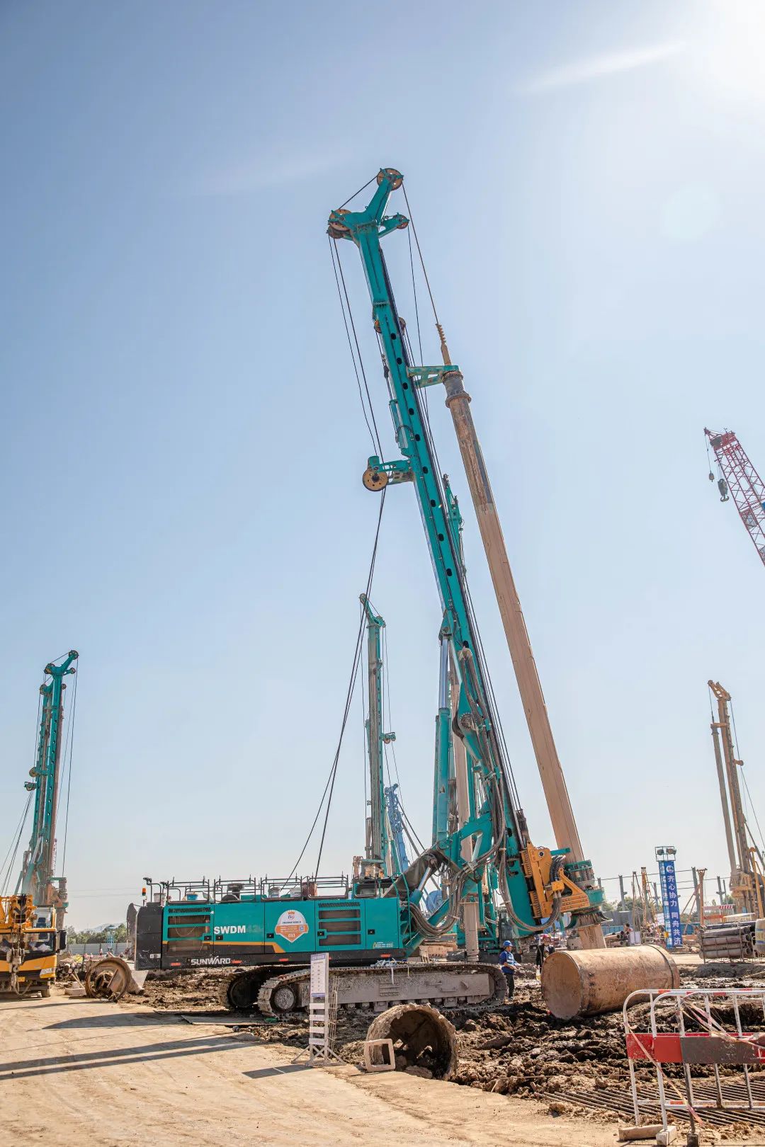 “xingkong星空平台(中国)集团绿”再现大湾区!xingkong星空平台(中国)集团智能旋挖钻机组团助建广州白云机场项目