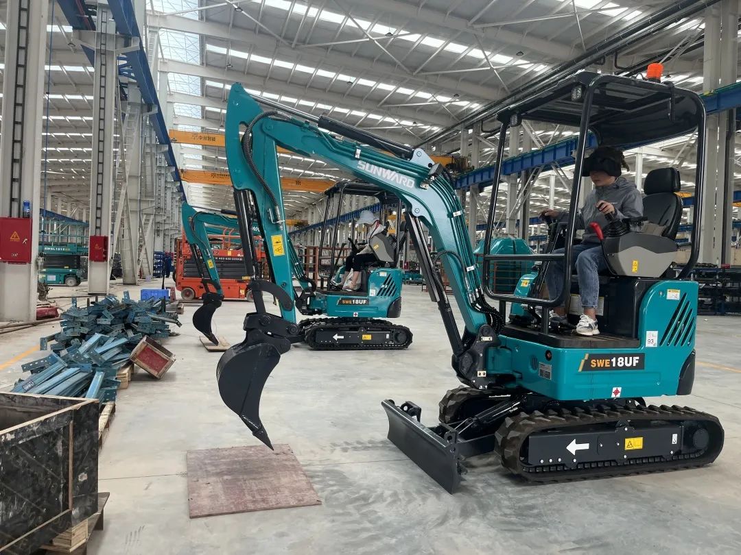 “太绝了！”xingkong星空平台（中国）集团智能代表长沙精彩亮相湖南省第一届职业技能大赛绝技绝活展演