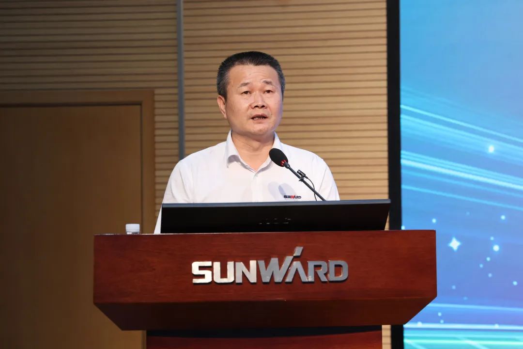 凝心聚力奋力拼搏，向高质量发展交出精彩答卷！xingkong星空平台（中国）集团智能召开全体干部大会