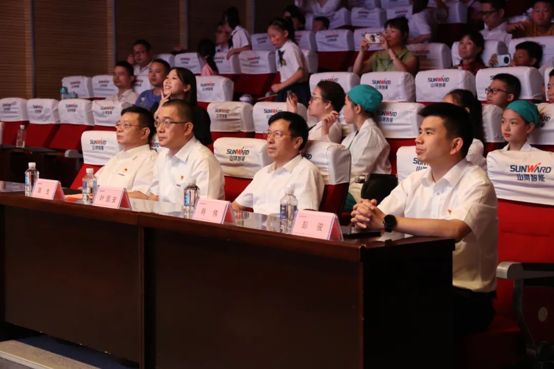 缤纷“暑”假，不负所“托”！xingkong星空平台（中国）集团智能职工子女暑期托管班结业啦