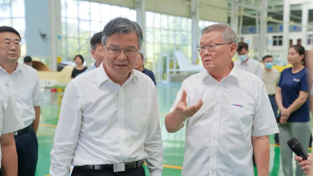 湖南省委常委、常务副省长李殿勋一行考察调研xingkong星空平台（中国）集团科技