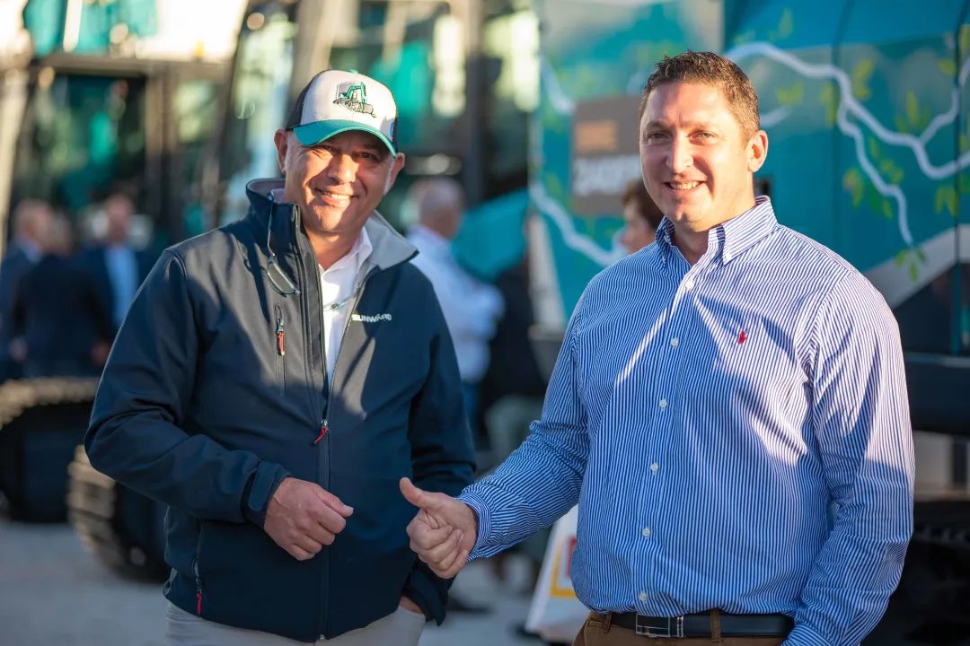 Bauma 2022 | 一组火热现场图带您重温xingkong星空平台(中国)集团智能德国宝马展之旅