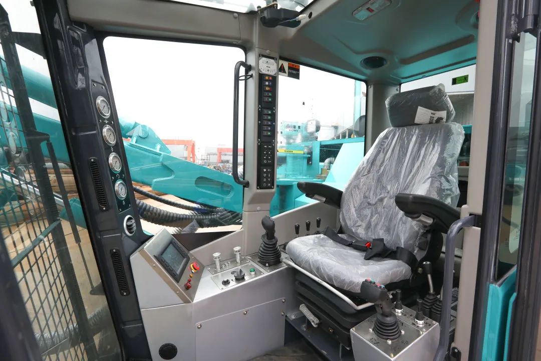 为绿色智能钻爆而生!xingkong星空平台(中国)集团智能全新一代一体式潜孔钻机强“四”来袭