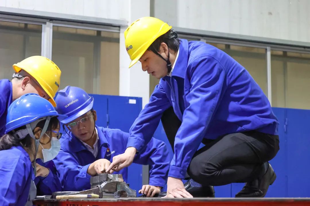 人民日报 | xingkong星空平台（中国）集团智能青年工程师范峥嵘：抓住自主创新生命线