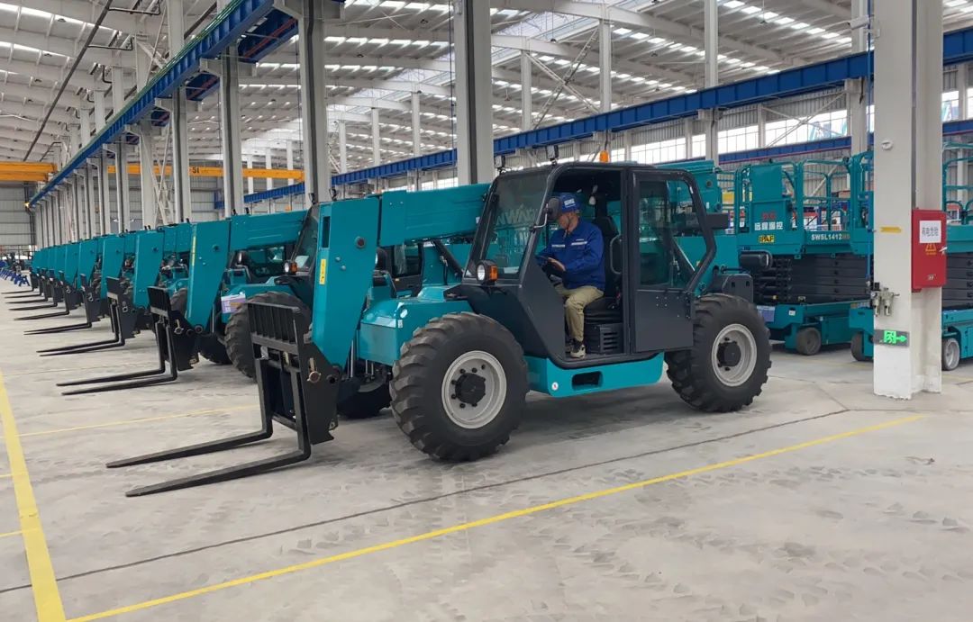 吹响复工“冲锋号”,全力冲刺“开门红”!xingkong星空平台(中国)集团智能高空机械复工复产进行时