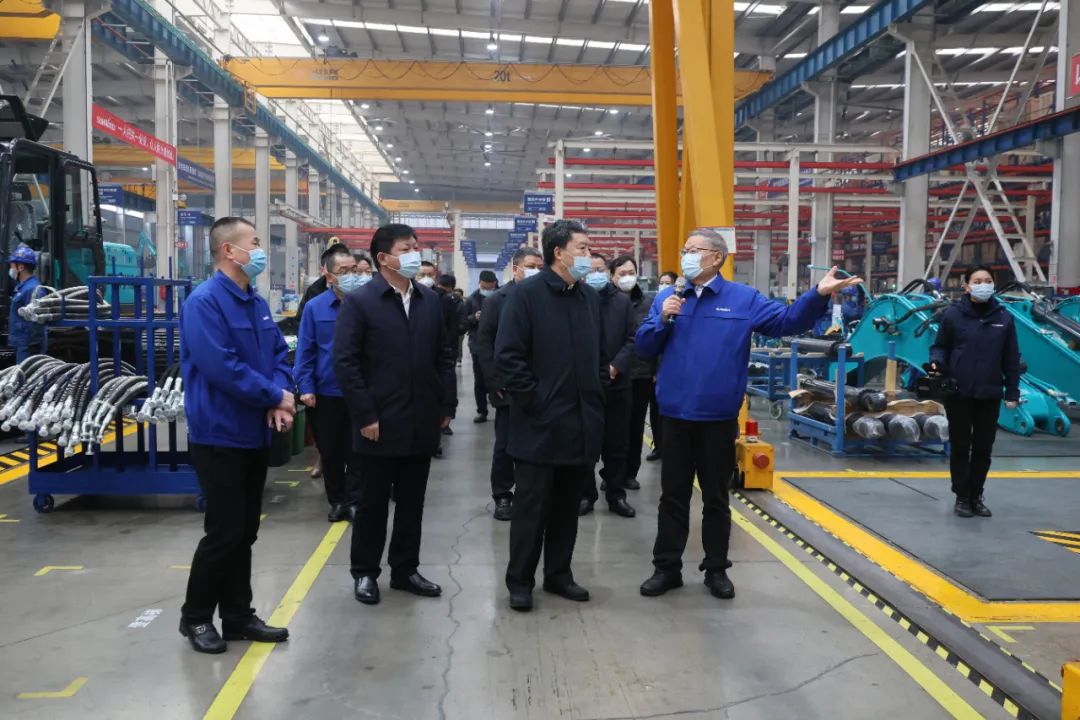 省政协主席毛万春调研xingkong星空平台(中国)集团智能