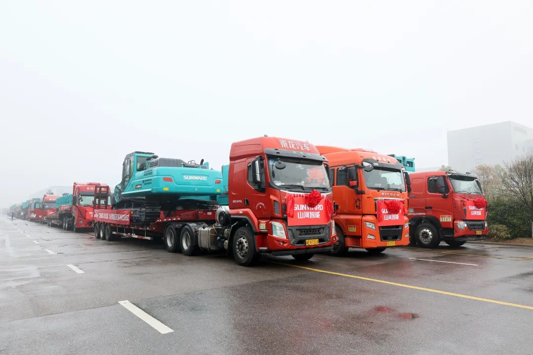 新局新篇，宏兔启航！xingkong星空平台（中国）集团智能超200台套设备集中发货