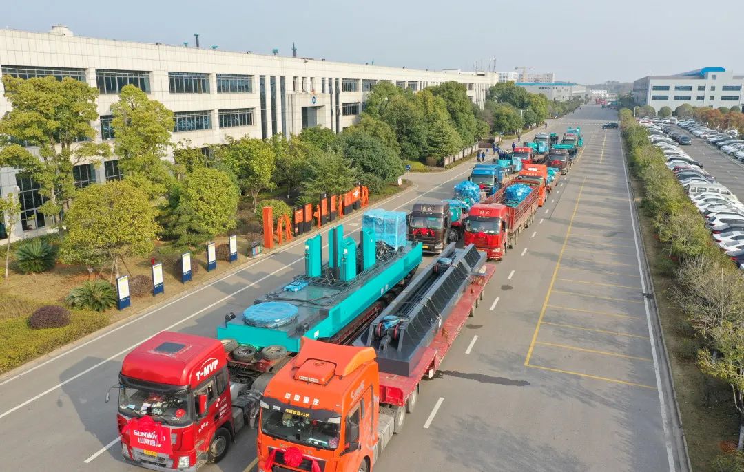 喜迎龙抬头!xingkong星空平台(中国)集团智能大吨位PDP工法引孔式静力压桩机出征哥伦比亚