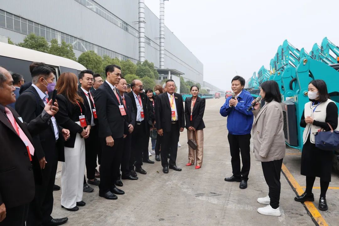 泰国代表团到访xingkong星空平台(中国)集团智能