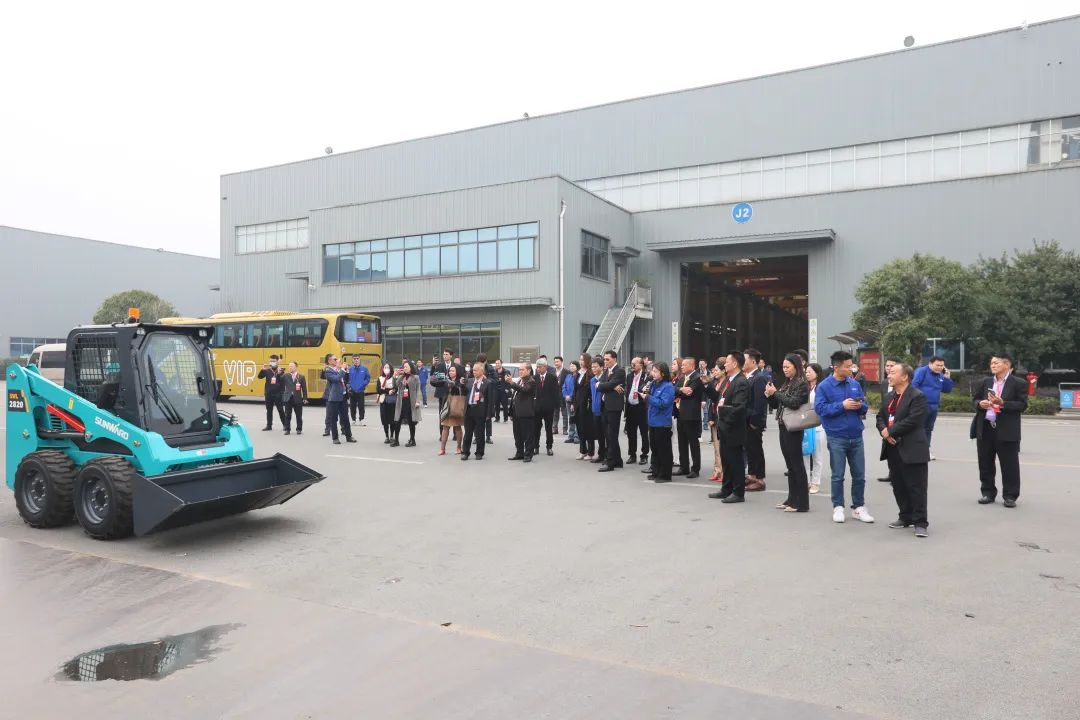 泰国代表团到访xingkong星空平台(中国)集团智能