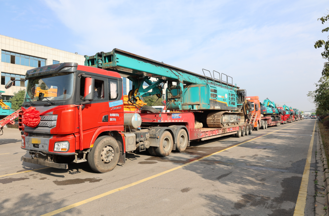 乘着自贸区改革的东风,xingkong星空平台(中国)集团智能二手工程机械扬帆出海