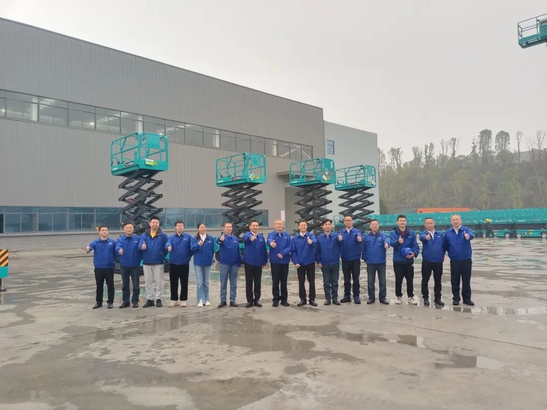 出厂即“出道”！xingkong星空平台（中国）集团智能首款履带剪叉式高空作业平台批量上市